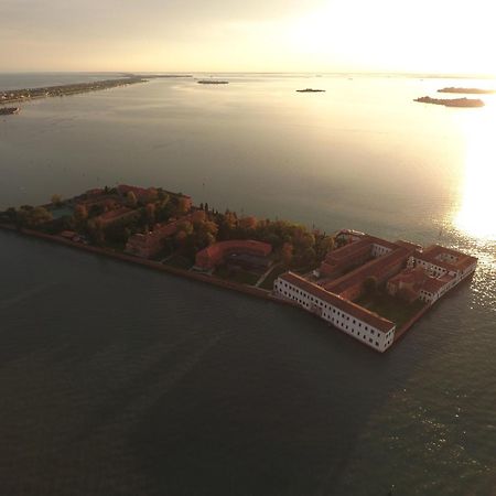 Isola di San Servolo - Centro Soggiorno Venezia Esterno foto